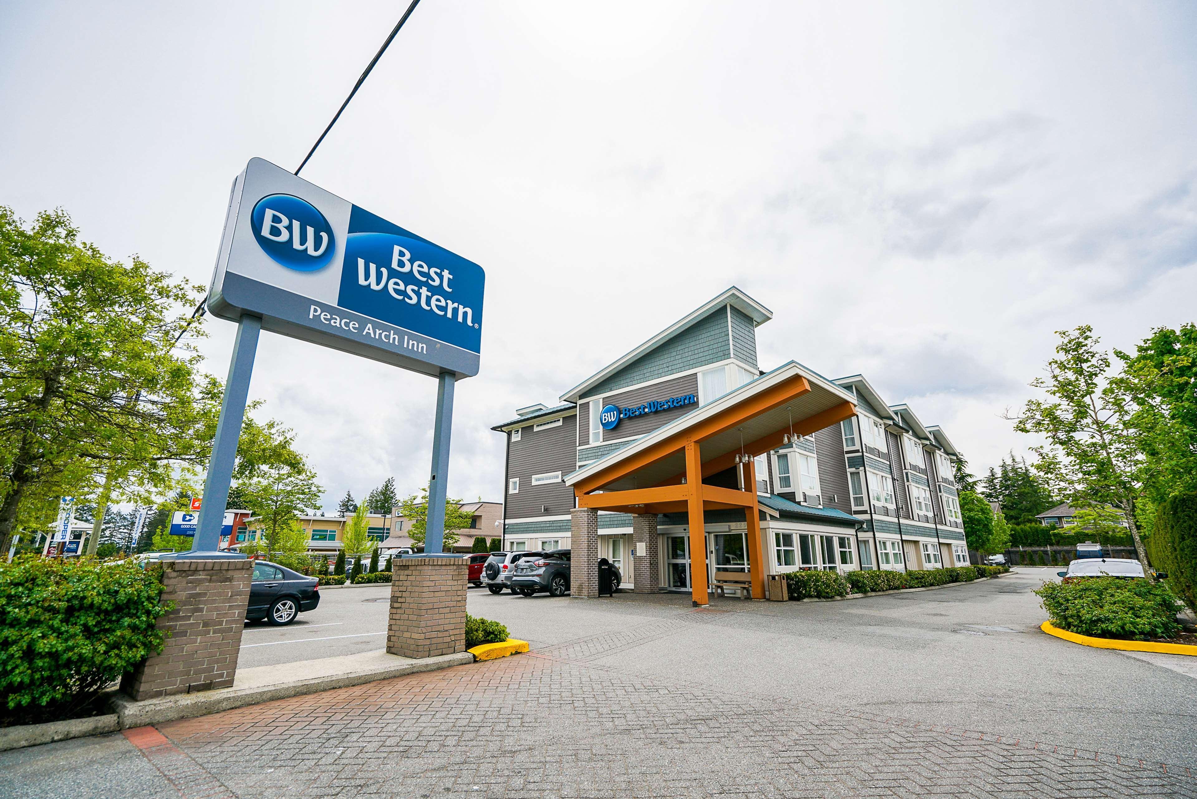 Best Western Peace Arch Inn Surrey Exterior foto