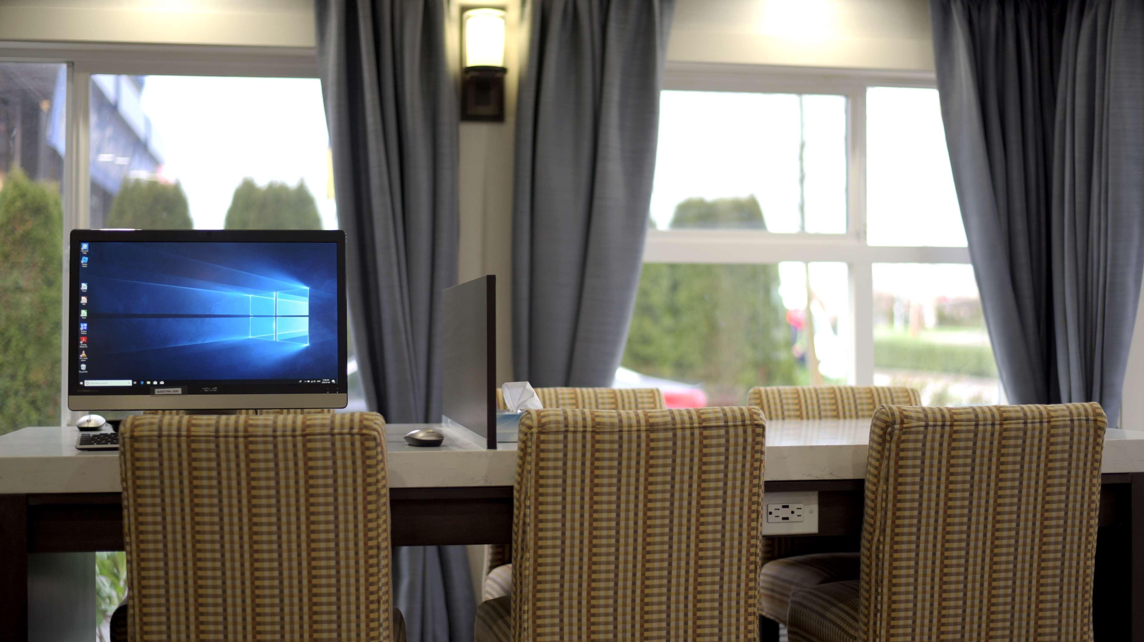 Best Western Peace Arch Inn Surrey Exterior foto