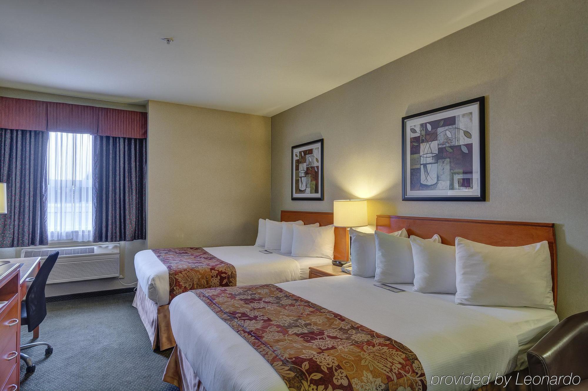 Best Western Peace Arch Inn Surrey Exterior foto